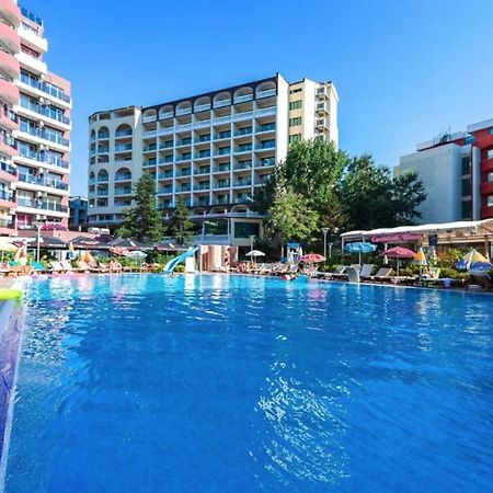 Апарт готель Admiral Plaza Сонячний Берег Екстер'єр фото